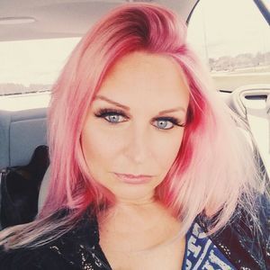 Meet your Posher, Logan